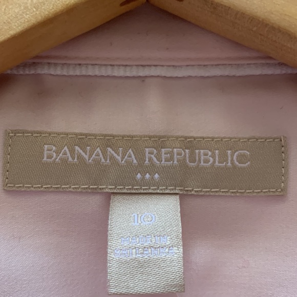 New with tags - Banana Republic pink blouse - Picture 2 of 5